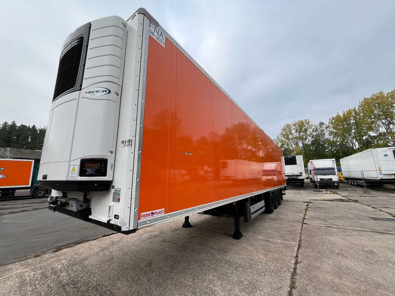 Schmitz Cargobull SCB*S3B/CARRIER/Vector1550/LBW/BÄR/2347h/13,4m - Semirremolque frigorífico: foto 2 Schmitz Cargobull SCB*S3B/CARRIER/Vector1550/LBW/BÄR/2347h/13,4m - Semirremolque frigorífico: foto 2