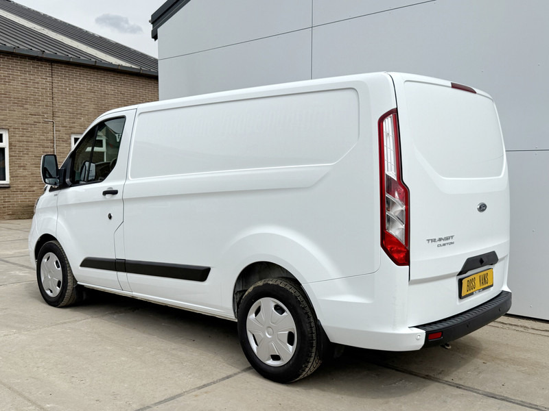 Ford Transit Custom 2.0 TDCI 130pk Automaat L1H1 Scherm Cruise Control Camera Airco LED Parkeersensoren voor achter - Furgoneta pequeña: foto 2 Ford Transit Custom 2.0 TDCI 130pk Automaat L1H1 Scherm Cruise Control Camera Airco LED Parkeersensoren voor achter - Furgoneta pequeña: foto 2