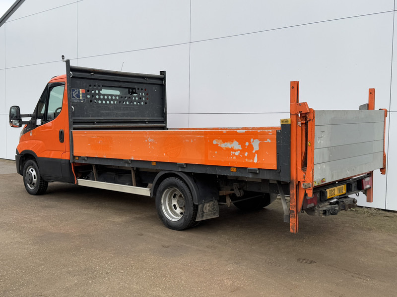 Iveco Daily 35C15 Open Laadbak 3.5t Trekhaak Laadklep Pritische Pick up - Furgoneta caja abierta: foto 2 Iveco Daily 35C15 Open Laadbak 3.5t Trekhaak Laadklep Pritische Pick up - Furgoneta caja abierta: foto 2