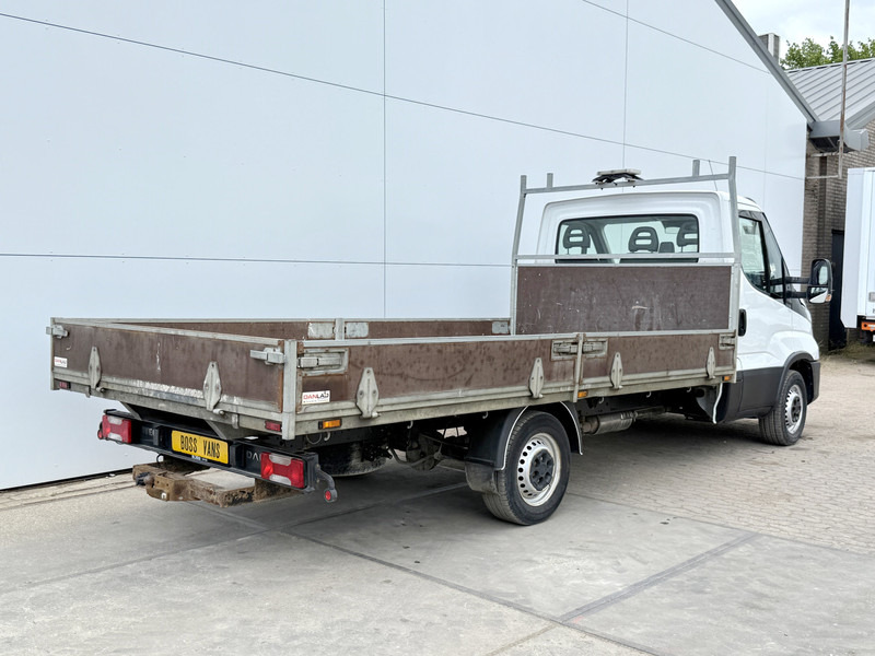 Iveco Daily 35S14 2.3 L3H1 Open Laadbak Pritsche *Bak 425cm lang* Airco Cruise Control Standkachel Trekhaak Luchtgeveerde stoel - Furgoneta caja abierta: foto 3 Iveco Daily 35S14 2.3 L3H1 Open Laadbak Pritsche *Bak 425cm lang* Airco Cruise Control Standkachel Trekhaak Luchtgeveerde stoel - Furgoneta caja abierta: foto 3