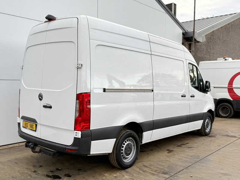 Mercedes-Benz Sprinter 317 1.9 CDI L2H2 Climate Control Cruise Control Camera ESP Lane Assist Trekhaak - Furgón: foto 3 Mercedes-Benz Sprinter 317 1.9 CDI L2H2 Climate Control Cruise Control Camera ESP Lane Assist Trekhaak - Furgón: foto 3