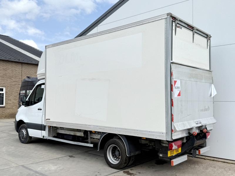 Mercedes-Benz Sprinter 514 2.2 CDI Dubbellucht Laadklep Airco Cruise Control Bakwagen Meubelbak Koffer - Furgoneta caja cerrada: foto 2 Mercedes-Benz Sprinter 514 2.2 CDI Dubbellucht Laadklep Airco Cruise Control Bakwagen Meubelbak Koffer - Furgoneta caja cerrada: foto 2