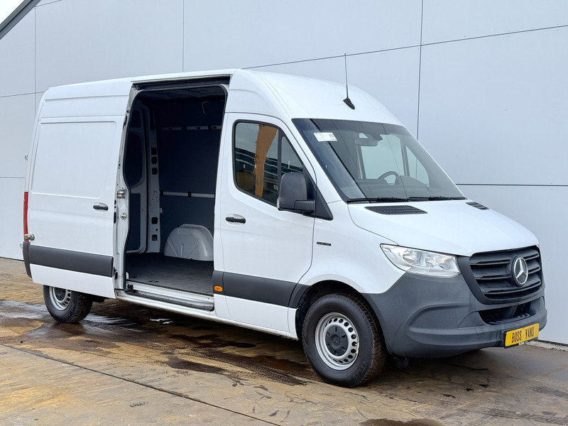 Mercedes-Benz eSprinter 112 L2H2 100% Elektrisch 55kWh 168km WLTP 80kw Snelladen Climate Control Camera Stoelverwarming - Furgón, Furgoneta eléctrica: foto 5 Mercedes-Benz eSprinter 112 L2H2 100% Elektrisch 55kWh 168km WLTP 80kw Snelladen Climate Control Camera Stoelverwarming - Furgón, Furgoneta eléctrica: foto 5