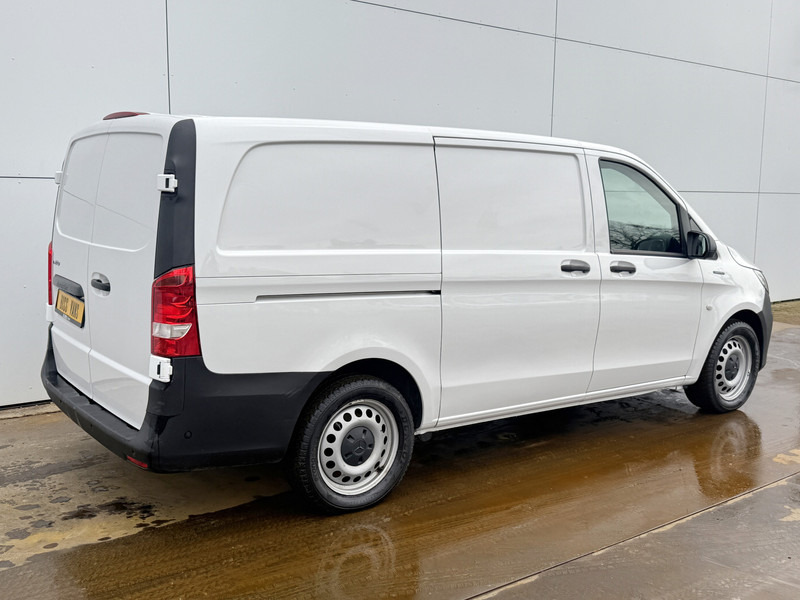 Mercedes-Benz eVito 112 Elektrisch 66kWh 280km WLTP Snelladen Climate Control Camera Parkeersensoren voor achter Stoelverwarming - Furgoneta pequeña, Furgoneta eléctrica: foto 3 Mercedes-Benz eVito 112 Elektrisch 66kWh 280km WLTP Snelladen Climate Control Camera Parkeersensoren voor achter Stoelverwarming - Furgoneta pequeña, Furgoneta eléctrica: foto 3