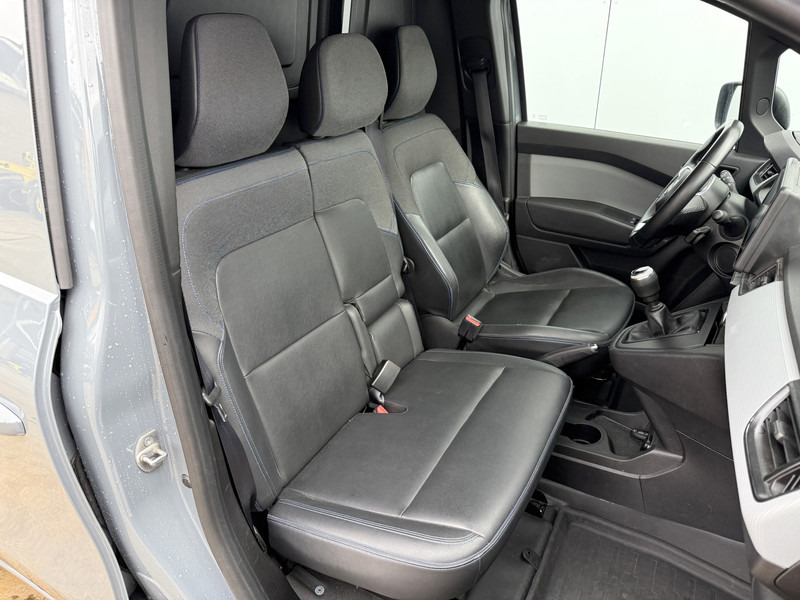 Furgoneta pequeña Nissan Townstar N-Connecta 1.3 130PK **Benzine** L1H1 Airco Carplay Cruise Control Trekhaak Keyless Start Stoelverwarming Parkeersensoren voor achter: foto 8 Furgoneta pequeña Nissan Townstar N-Connecta 1.3 130PK **Benzine** L1H1 Airco Carplay Cruise Control Trekhaak Keyless Start Stoelverwarming Parkeersensoren voor achter: foto 8