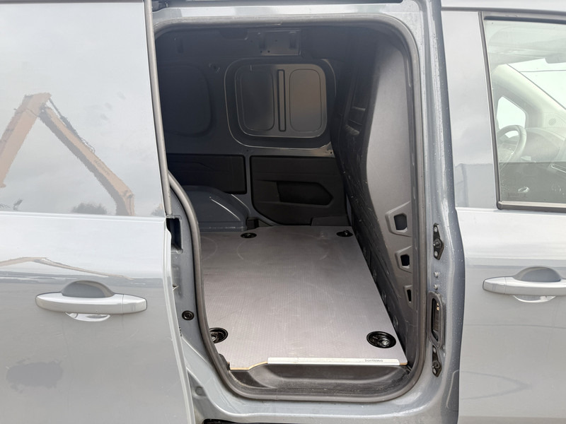 Furgoneta pequeña Nissan Townstar N-Connecta 1.3 130PK **Benzine** L1H1 Airco Carplay Cruise Control Trekhaak Keyless Start Stoelverwarming Parkeersensoren voor achter: foto 10 Furgoneta pequeña Nissan Townstar N-Connecta 1.3 130PK **Benzine** L1H1 Airco Carplay Cruise Control Trekhaak Keyless Start Stoelverwarming Parkeersensoren voor achter: foto 10