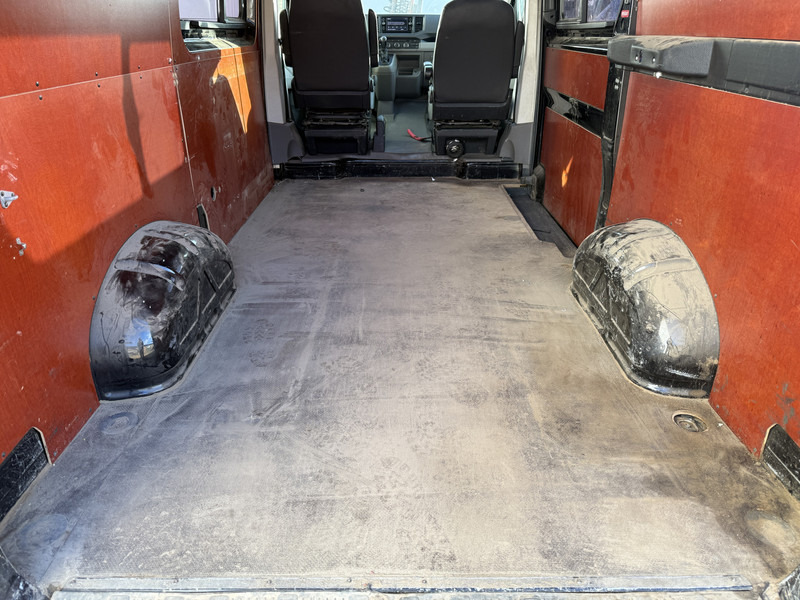 Furgón Volkswagen Crafter 2.0 TDI 140PK Automaat L3H3 Airco Cruise Control Elektrische Schuifdeur Trekhaak Camera Carplay Parkeersensoren voor achter: foto 12