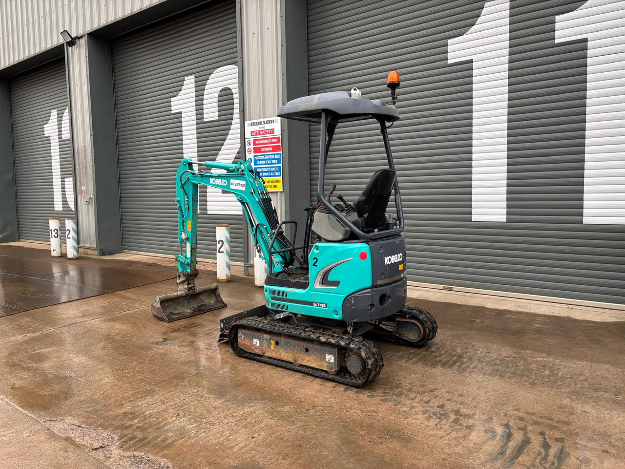Kobelco SK17SR-3E - Miniexcavadora: foto 3 Kobelco SK17SR-3E - Miniexcavadora: foto 3