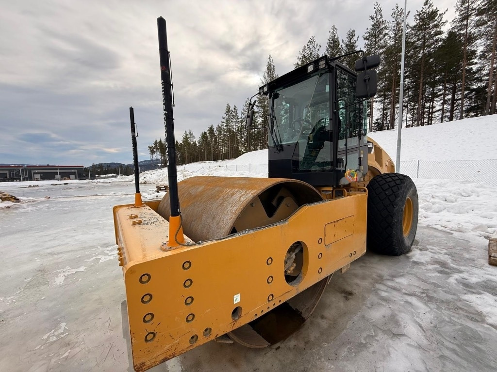 CAT CS 68 B - Compactador: foto 4 CAT CS 68 B - Compactador: foto 4