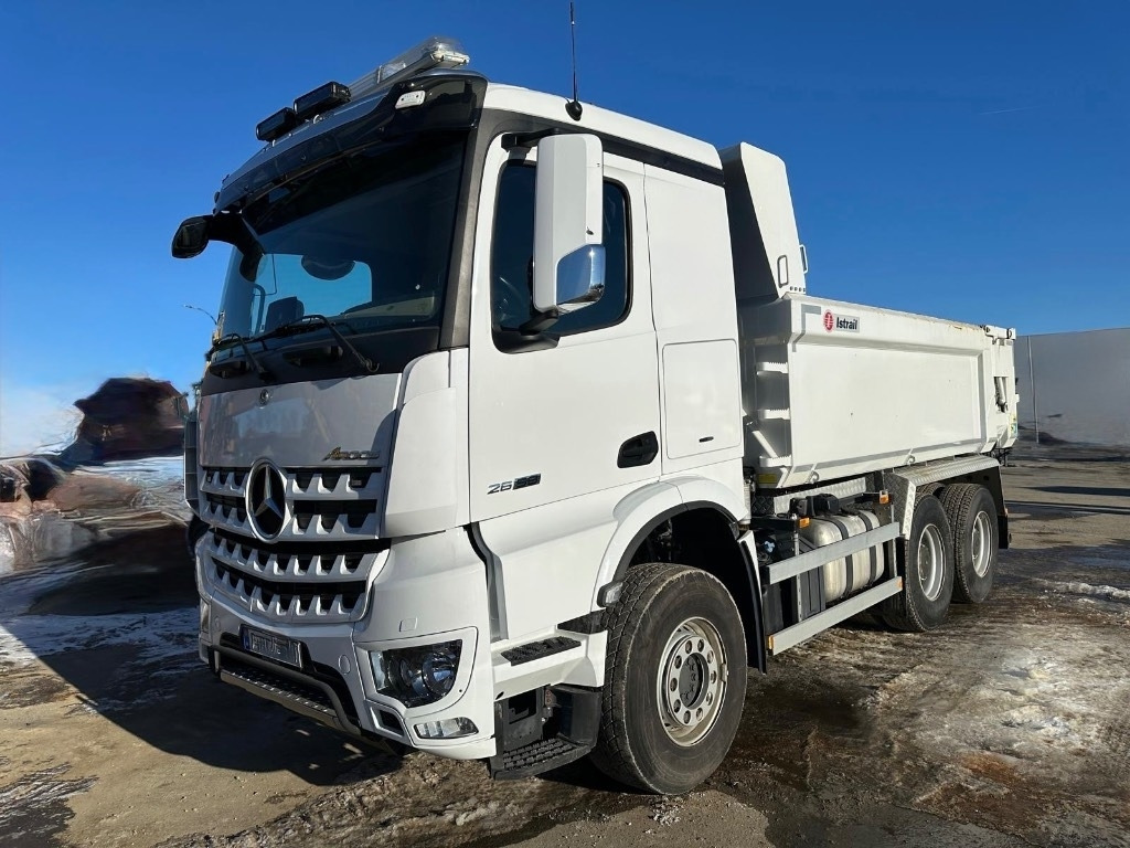 Mercedes-Benz Arocs 2658 - Camión volquete: foto 1 Mercedes-Benz Arocs 2658 - Camión volquete: foto 1