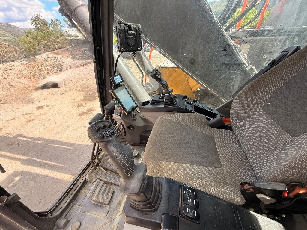 Excavadora de cadenas Volvo ECR355EL: foto 33