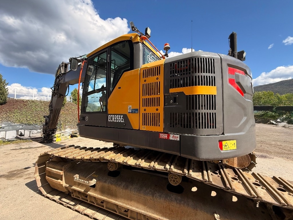 Excavadora de cadenas Volvo ECR355EL: foto 8