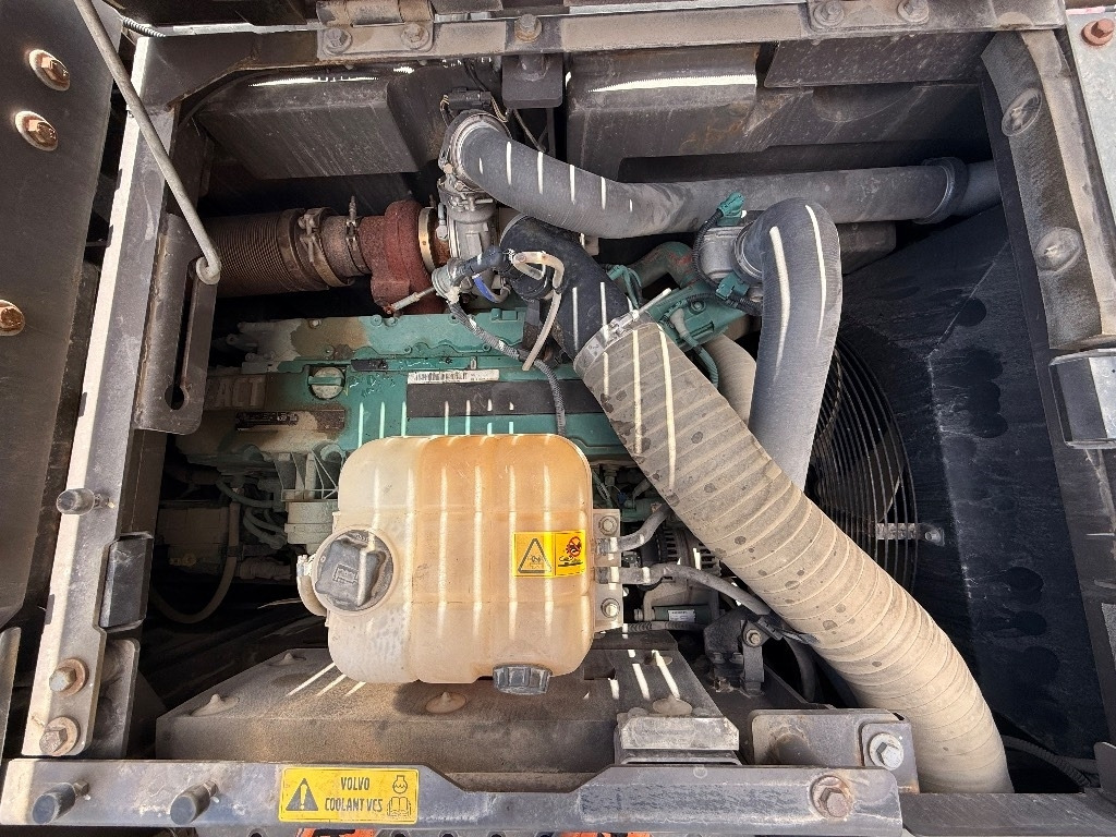 Excavadora de cadenas Volvo ECR355EL: foto 28