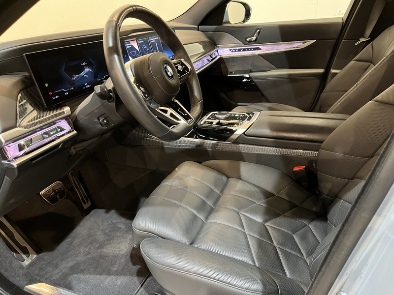 BMW i7 xDrive60 106 kWh / M Sportpakket / Panoramadak / Bowers & Wilkins / 11.600 KM !! - Sedan: foto 5 BMW i7 xDrive60 106 kWh / M Sportpakket / Panoramadak / Bowers & Wilkins / 11.600 KM !! - Sedan: foto 5