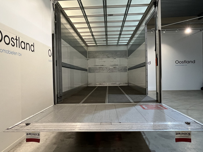 Iveco Daily 35S18 3.0 BE Clixtar Automaat Bakwagen met Laadklep / Laadvermogen 3.060 KG / Euro 6 / Luchtvering / Airco / Camera / CarPlay / Cruise Control / 91.000 KM !! - Cabeza tractora: foto 5 Iveco Daily 35S18 3.0 BE Clixtar Automaat Bakwagen met Laadklep / Laadvermogen 3.060 KG / Euro 6 / Luchtvering / Airco / Camera / CarPlay / Cruise Control / 91.000 KM !! - Cabeza tractora: foto 5