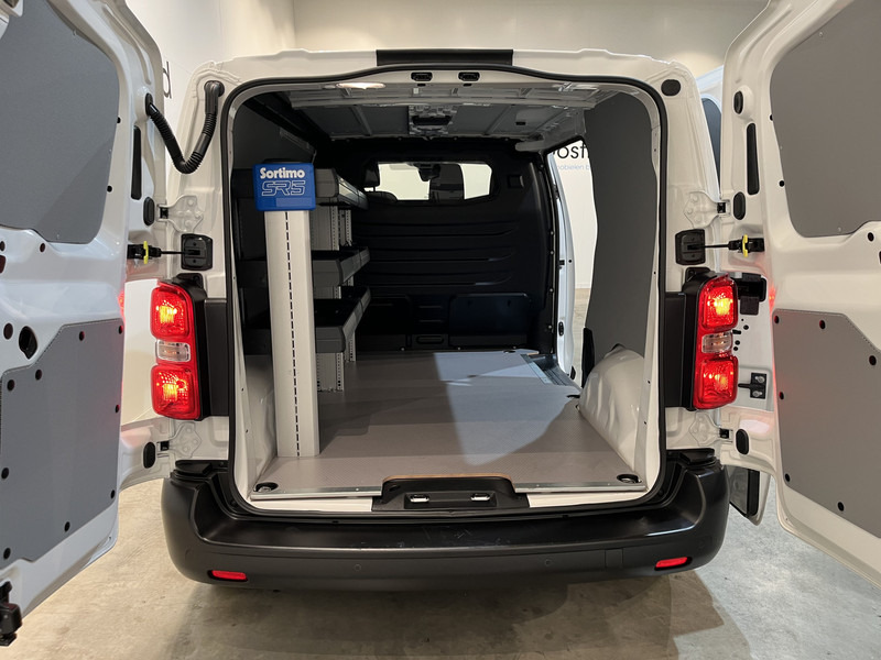 Opel Vivaro-e L2 75 kWh Servicebus / Sortimo Inrichting / 100% elektrisch !! / Airco / Cruise Control / CarPlay / Camera / Navigatie / 3-Zits / 3.800 KM !! - Furgoneta pequeña, Furgoneta eléctrica: foto 4 Opel Vivaro-e L2 75 kWh Servicebus / Sortimo Inrichting / 100% elektrisch !! / Airco / Cruise Control / CarPlay / Camera / Navigatie / 3-Zits / 3.800 KM !! - Furgoneta pequeña, Furgoneta eléctrica: foto 4