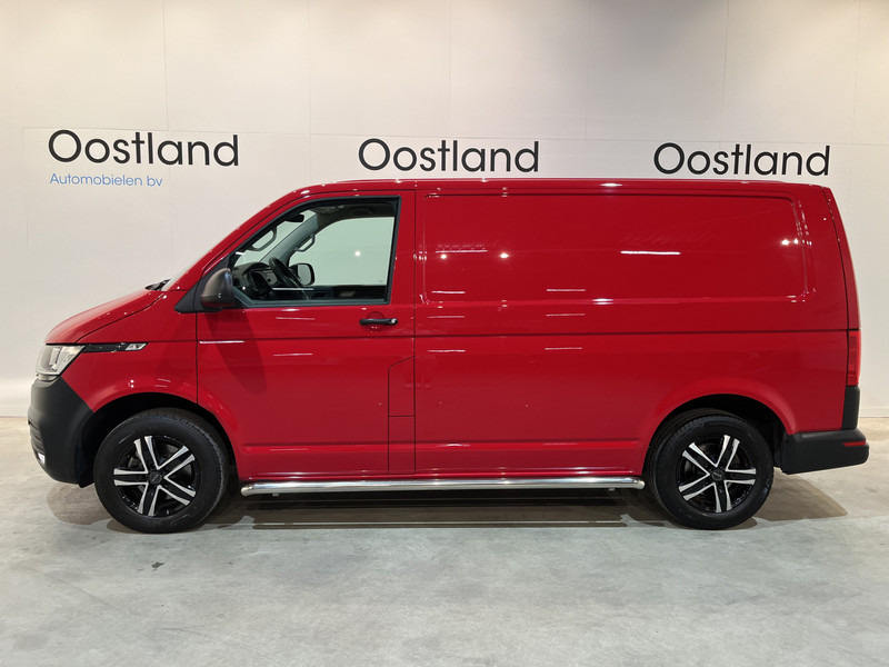 Volkswagen Transporter 2.0 TDI L1H1 150 PK Automaat / Airco / Cruise Control / CarPlay / PDC / Trekhaak / Klep - Furgoneta pequeña: foto 2 Volkswagen Transporter 2.0 TDI L1H1 150 PK Automaat / Airco / Cruise Control / CarPlay / PDC / Trekhaak / Klep - Furgoneta pequeña: foto 2