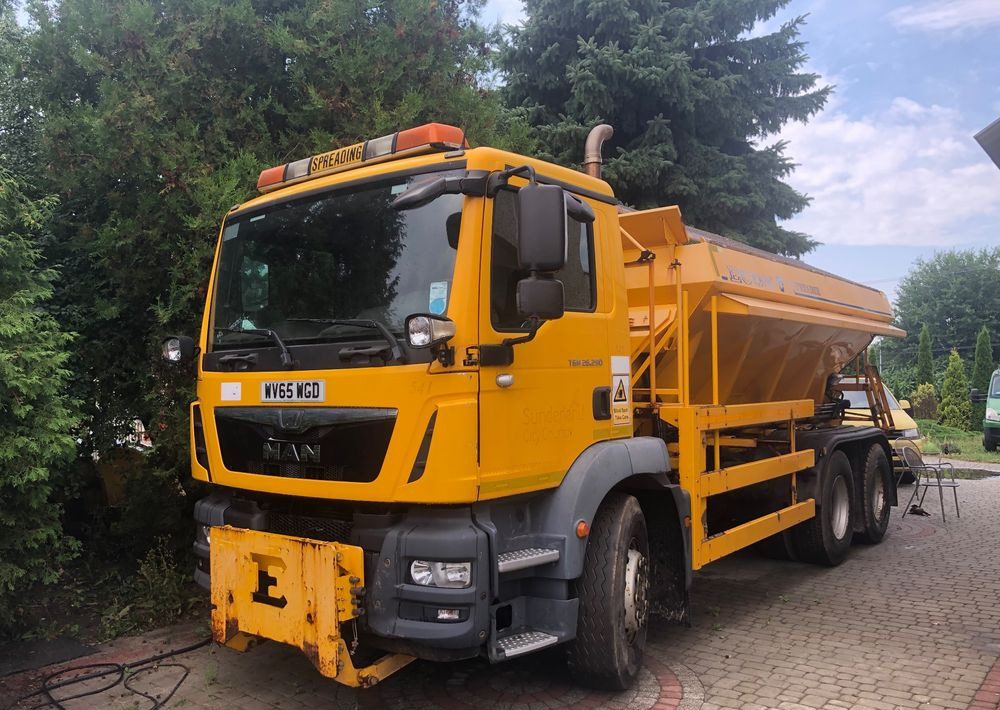 MAN TGM 26.290 piaskarka solarka schmidt 6x4 euro6 - Vehículo municipal, Camión: foto 1 MAN TGM 26.290 piaskarka solarka schmidt 6x4 euro6 - Vehículo municipal, Camión: foto 1