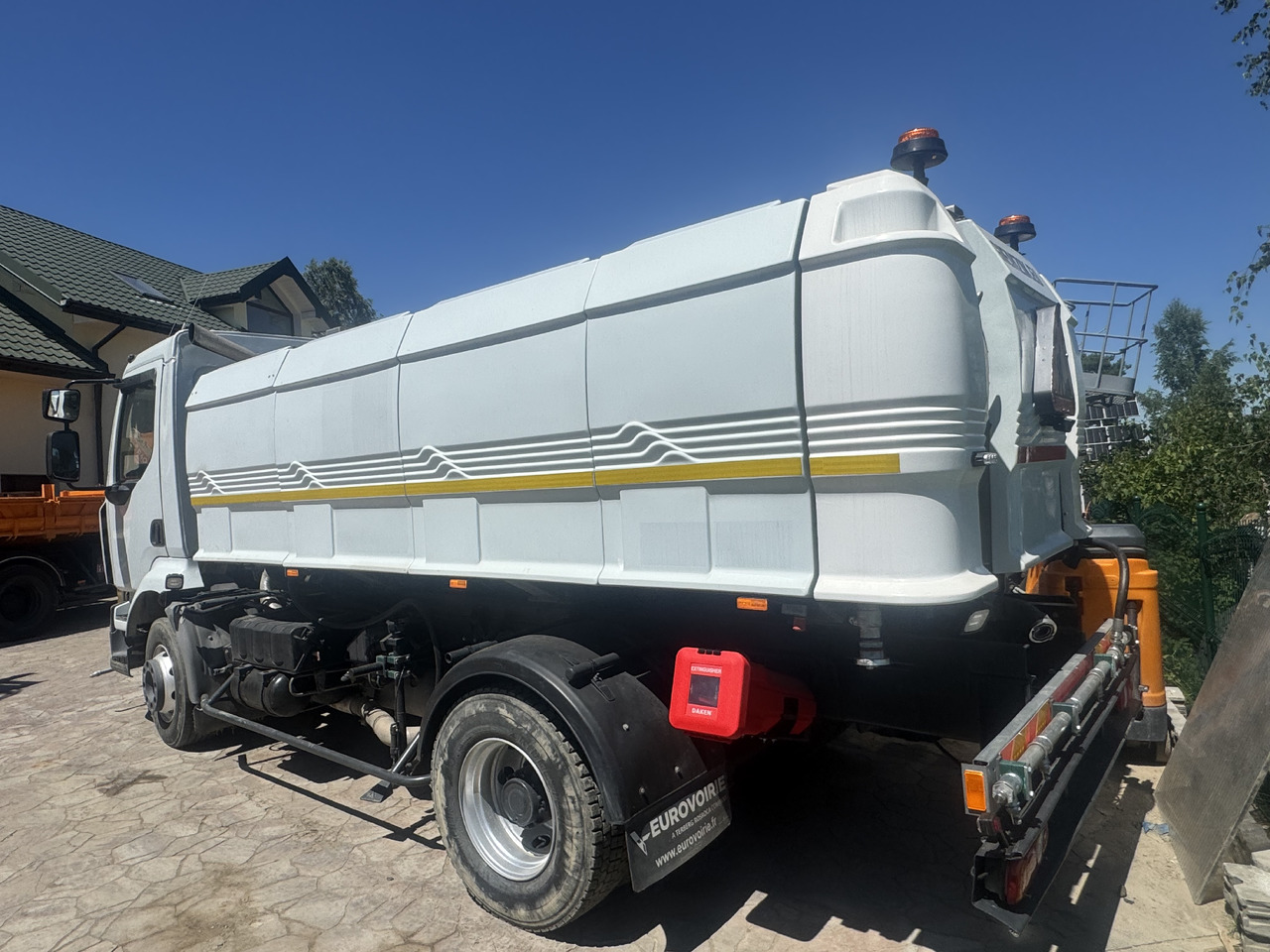 Renault Midlum water truck laveuse sprinkler - Barredora vial: foto 3 Renault Midlum water truck laveuse sprinkler - Barredora vial: foto 3