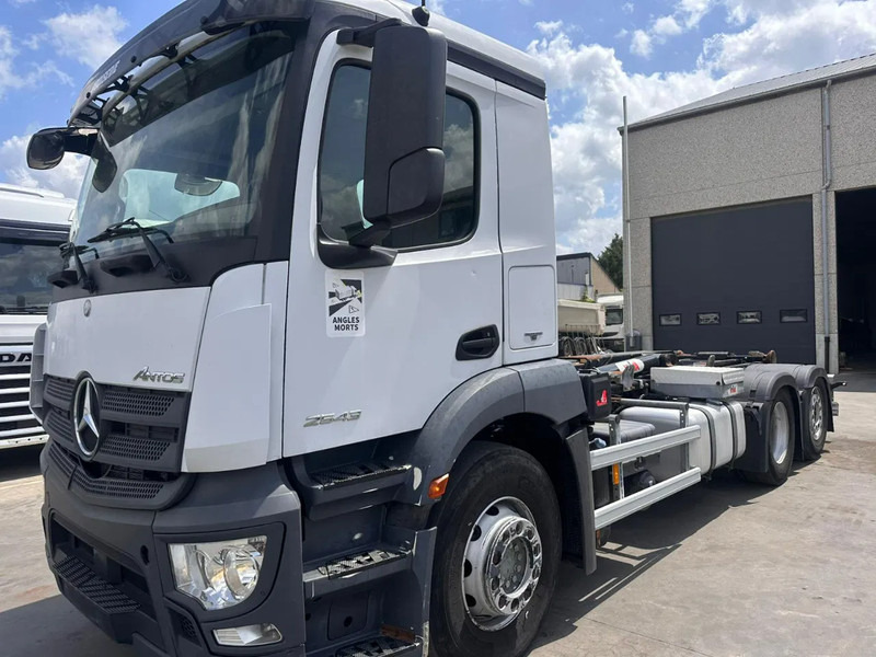 Camión multibasculante Mercedes-Benz Antos 2543 Hyva: foto 1
