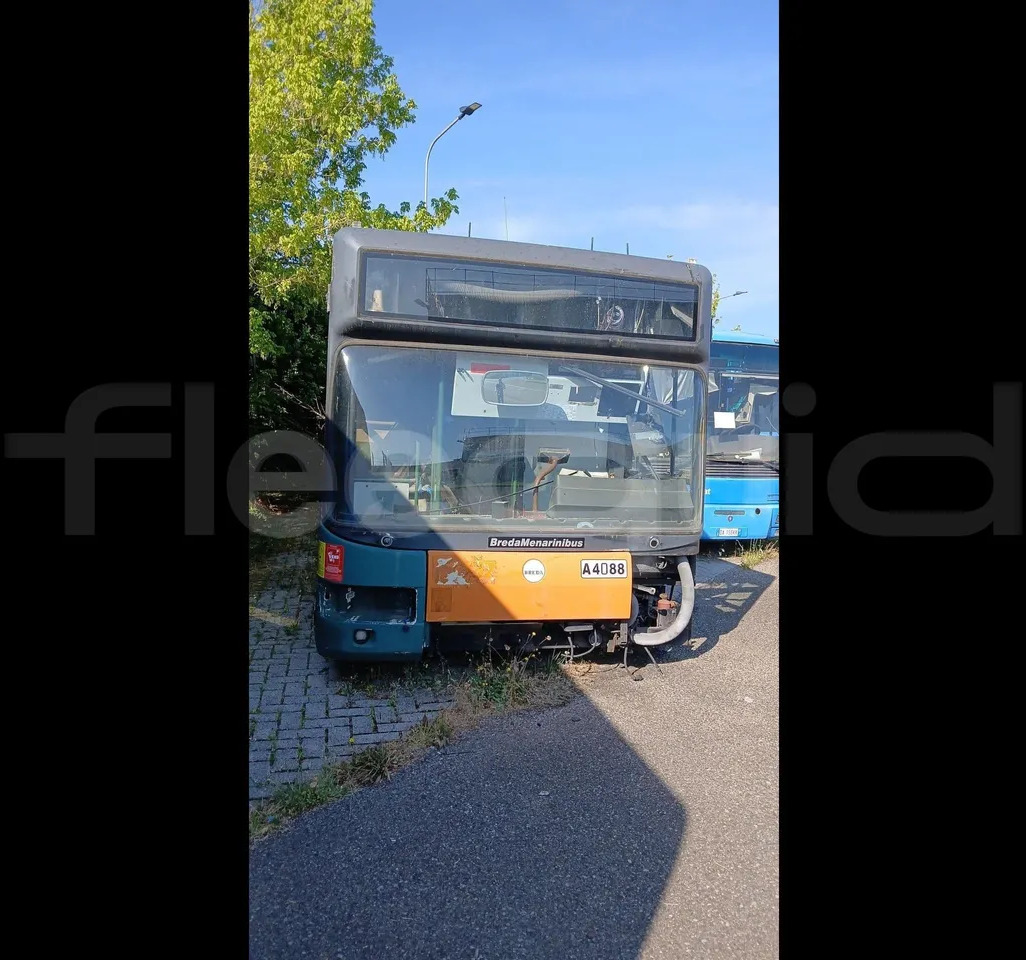 BredaMenarinibus M240/E3 NU - Autobús urbano: foto 2 BredaMenarinibus M240/E3 NU - Autobús urbano: foto 2