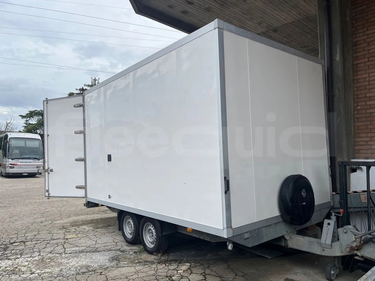 Humbaur Rimorchio - Remolque caja cerrada: foto 3 Humbaur Rimorchio - Remolque caja cerrada: foto 3