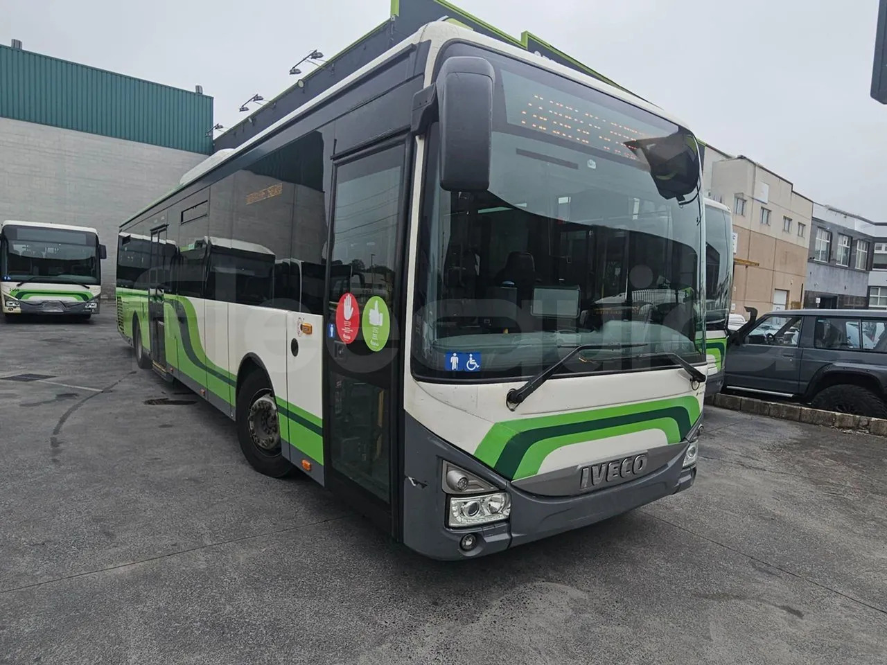 Iveco Crossway Low Entry - Autobús urbano: foto 1 Iveco Crossway Low Entry - Autobús urbano: foto 1