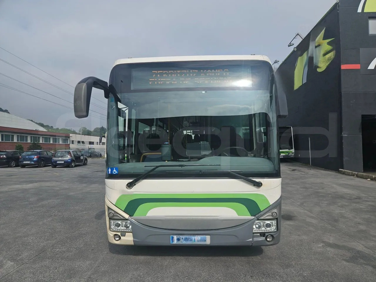 Iveco Crossway Low Entry - Autobús urbano: foto 2 Iveco Crossway Low Entry - Autobús urbano: foto 2
