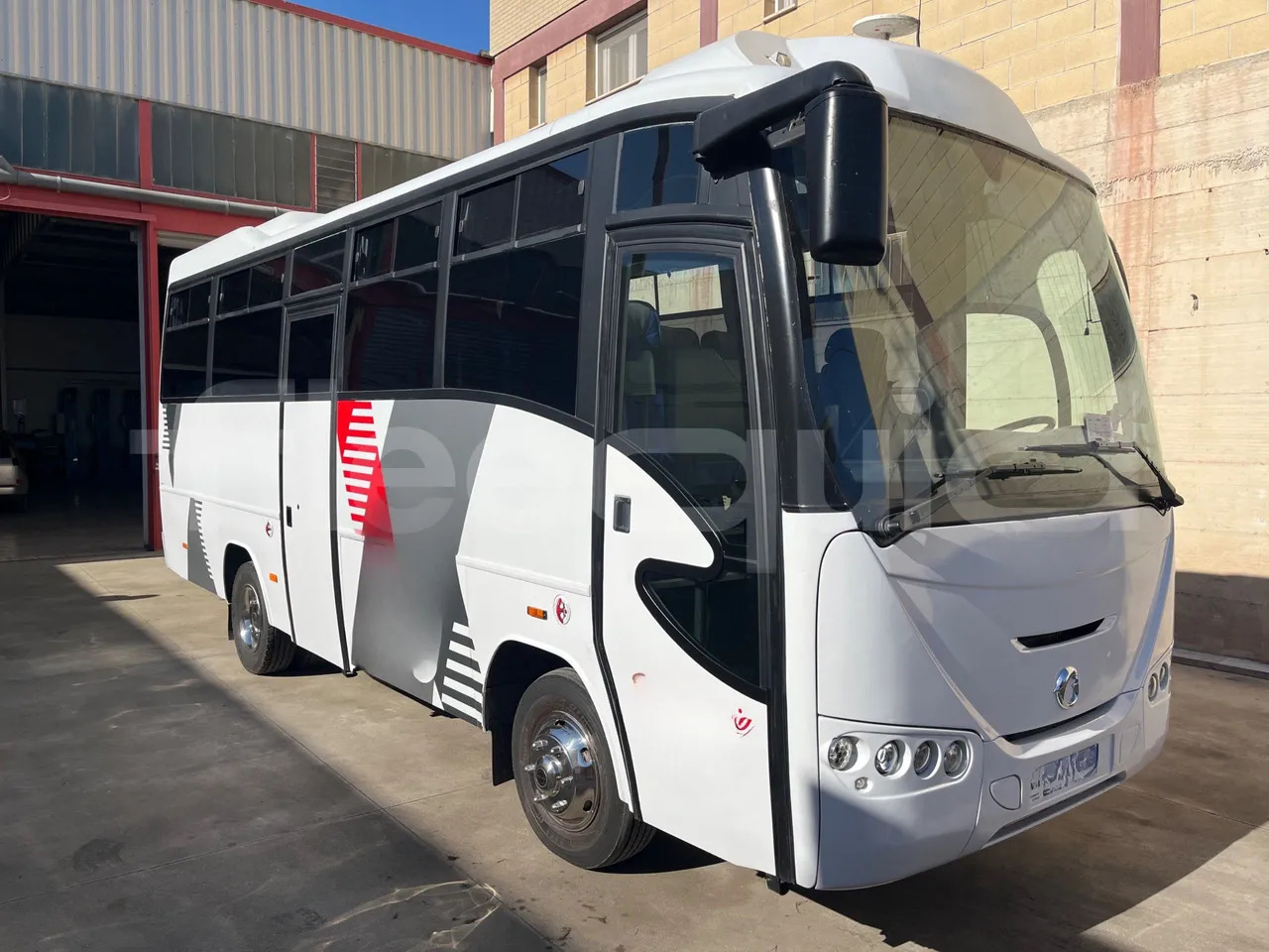 Iveco E24 - Autocar: foto 1 Iveco E24 - Autocar: foto 1