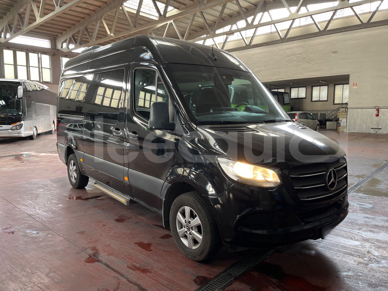 Mercedes-Benz Sprinter - Autocar: foto 1 Mercedes-Benz Sprinter - Autocar: foto 1