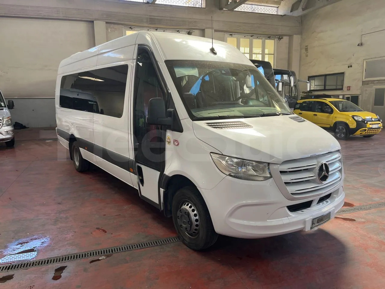 Mercedes-Benz Sprinter - Minibús, Furgoneta de pasajeros: foto 1 Mercedes-Benz Sprinter - Minibús, Furgoneta de pasajeros: foto 1