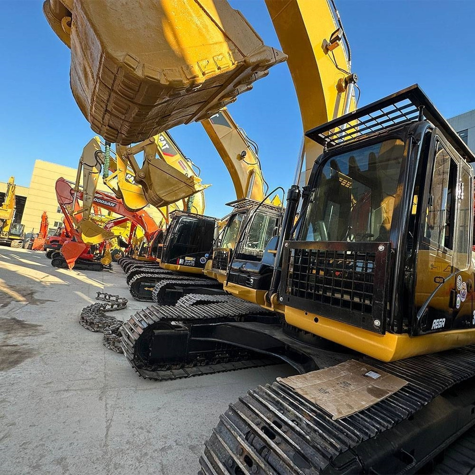 CAT 323 D L - Excavadora de cadenas: foto 4 CAT 323 D L - Excavadora de cadenas: foto 4