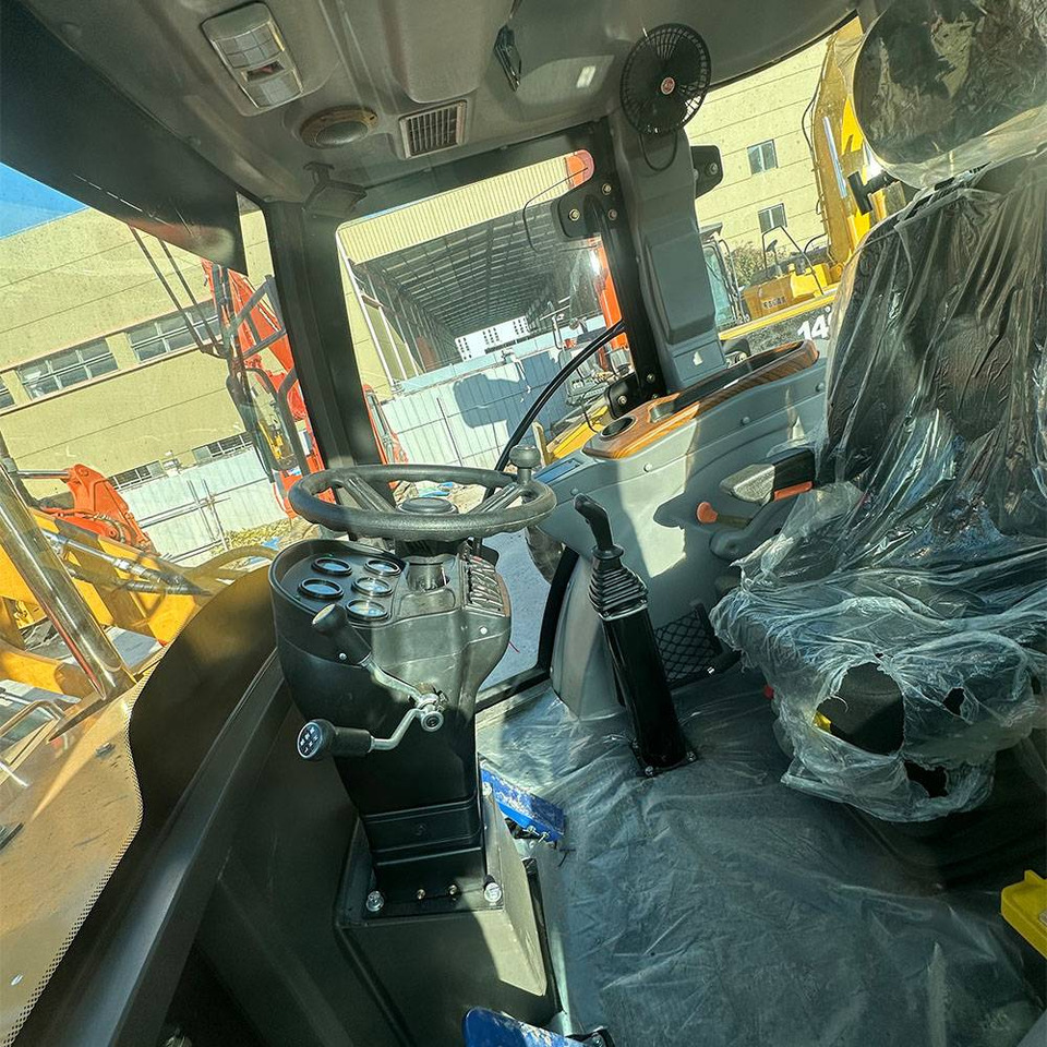 CATERPILLAR 420F - Retroexcavadora: foto 4 CATERPILLAR 420F - Retroexcavadora: foto 4