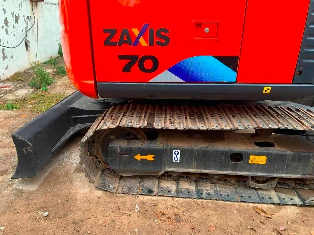 Hitachi Zaxis 70 - Excavadora de cadenas: foto 2 Hitachi Zaxis 70 - Excavadora de cadenas: foto 2