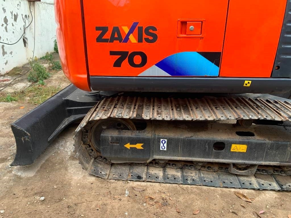 Hitachi Zaxis 70 - Excavadora de cadenas: foto 2 Hitachi Zaxis 70 - Excavadora de cadenas: foto 2