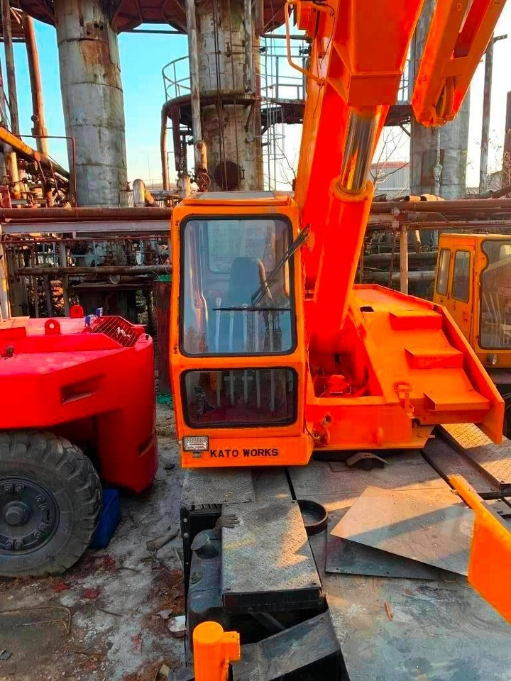 Kato NK 250 E - Grúa todo terreno: foto 2 Kato NK 250 E - Grúa todo terreno: foto 2