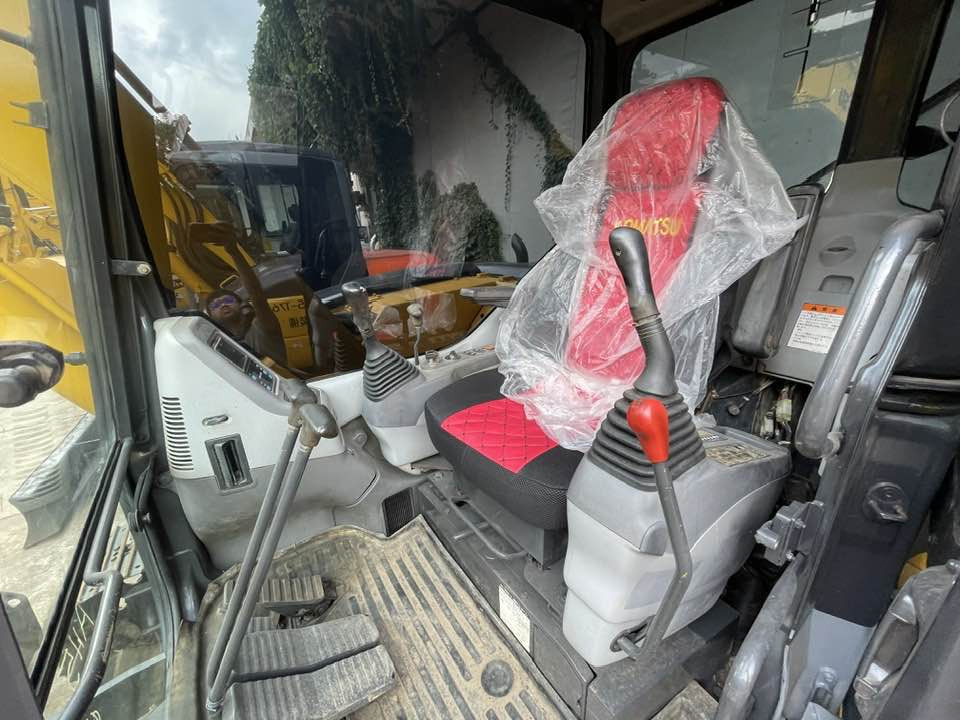 Komatsu PC78US-6 - Miniexcavadora: foto 3 Komatsu PC78US-6 - Miniexcavadora: foto 3