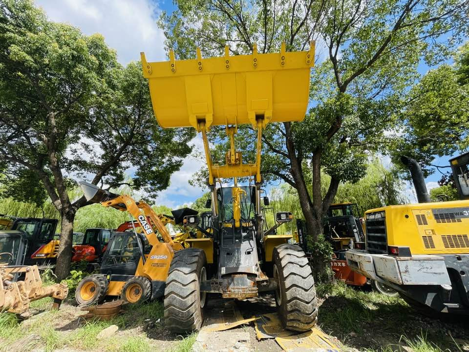 Komatsu WA380-8 - Cargadora de ruedas: foto 5 Komatsu WA380-8 - Cargadora de ruedas: foto 5