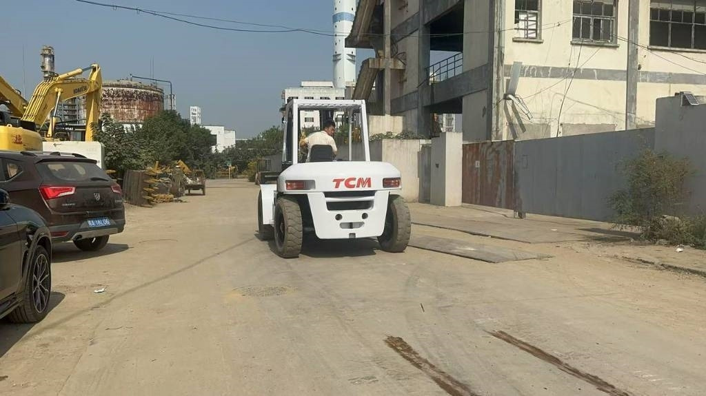 TCM FD 100 Z8 - Manipulador telescópico: foto 4 TCM FD 100 Z8 - Manipulador telescópico: foto 4