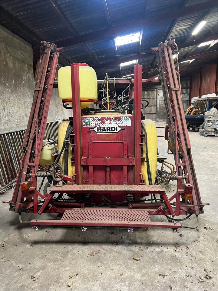 Hardi 800 L MED 12 BOM - Pulverizador suspendido: foto 2 Hardi 800 L MED 12 BOM - Pulverizador suspendido: foto 2