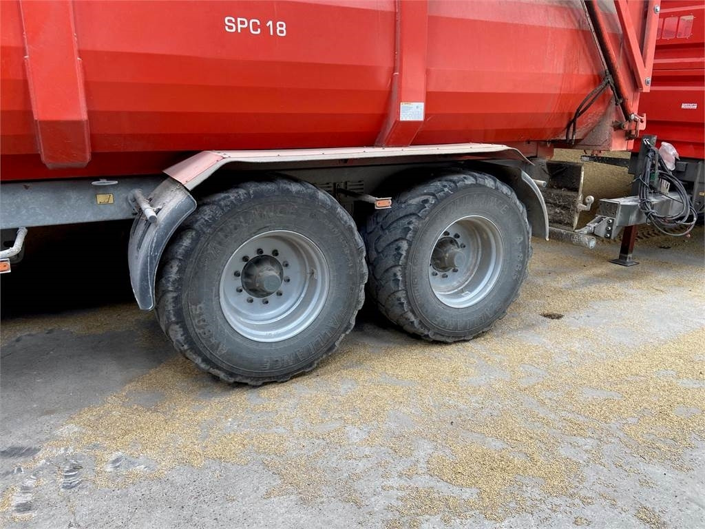 Mi SPC 18 - Remolque volquete agrícola: foto 3 Mi SPC 18 - Remolque volquete agrícola: foto 3