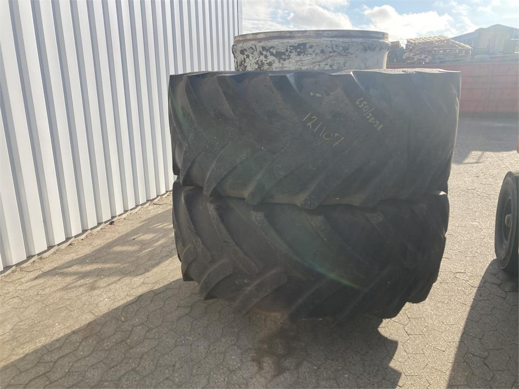 Michelin 650/75X38 - Neumático para Maquinaria agrícola: foto 1 Michelin 650/75X38 - Neumático para Maquinaria agrícola: foto 1