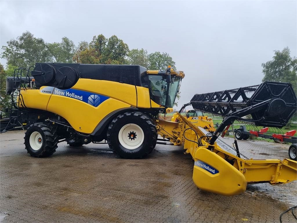 New Holland CR9090 SLH - Cosechadora de granos: foto 4 New Holland CR9090 SLH - Cosechadora de granos: foto 4