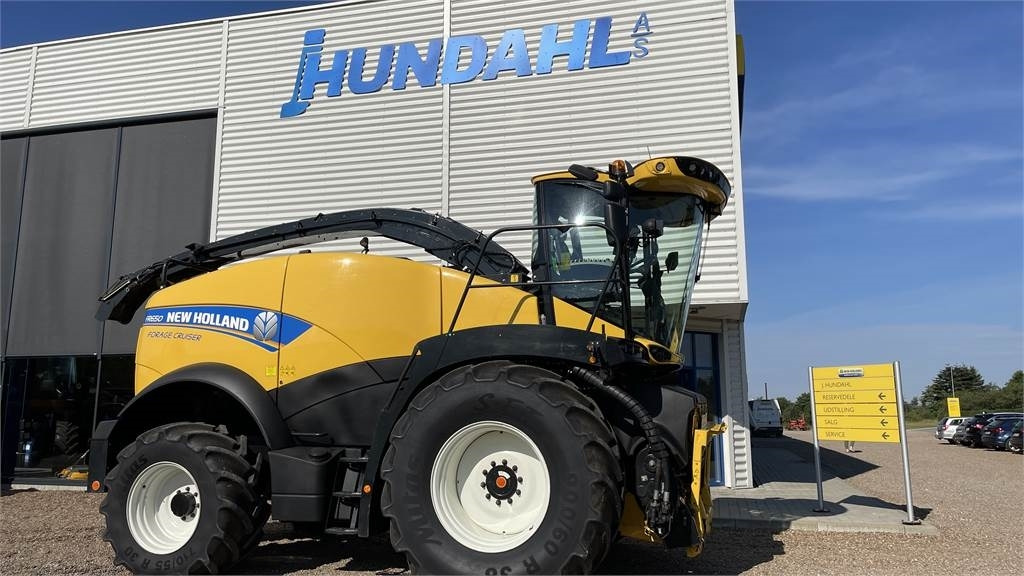 New Holland FR650 T4B - Cosechadora de forraje: foto 1 New Holland FR650 T4B - Cosechadora de forraje: foto 1