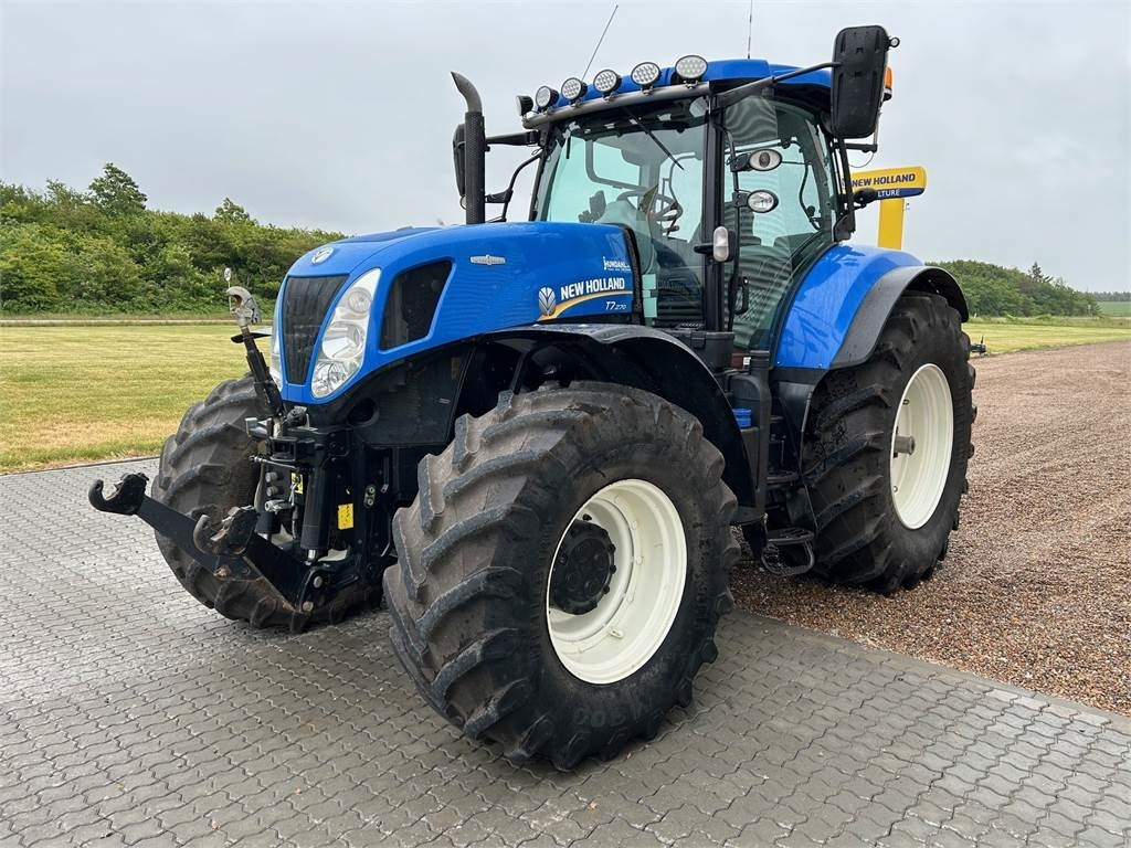 New Holland T7.270AC KEY - Tractor: foto 5 New Holland T7.270AC KEY - Tractor: foto 5