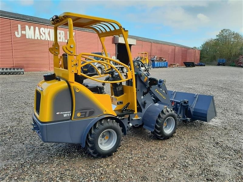 Eurotrac W11 Mellem arm  - Cargadora articulada: foto 5 Eurotrac W11 Mellem arm  - Cargadora articulada: foto 5