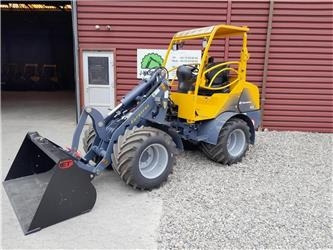 Eurotrac W12 - Cargadora articulada: foto 1 Eurotrac W12 - Cargadora articulada: foto 1