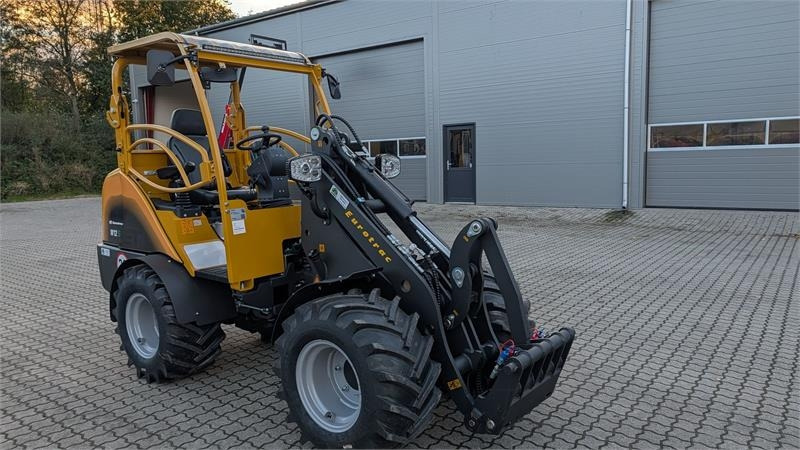 Cargadora articulada Eurotrac W12S: foto 7