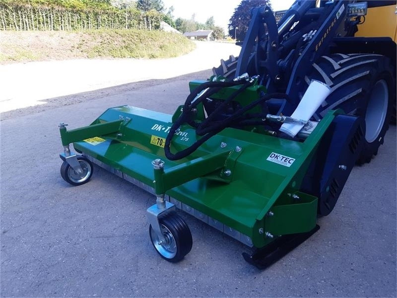 Eurotrac slagleklipper hydraulisk - Desbrozadora de martillos: foto 4 Eurotrac slagleklipper hydraulisk - Desbrozadora de martillos: foto 4