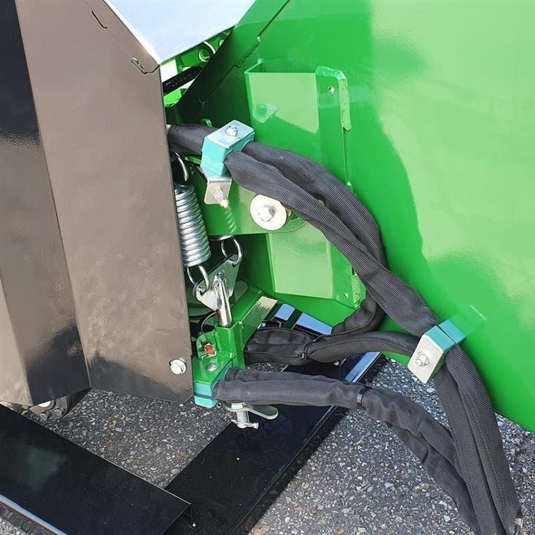 - - - FLISHUGGER TIL TRAKTOR KAPACITET OP TIL Ø250 - Trituradora de madera: foto 4 - - - FLISHUGGER TIL TRAKTOR KAPACITET OP TIL Ø250 - Trituradora de madera: foto 4